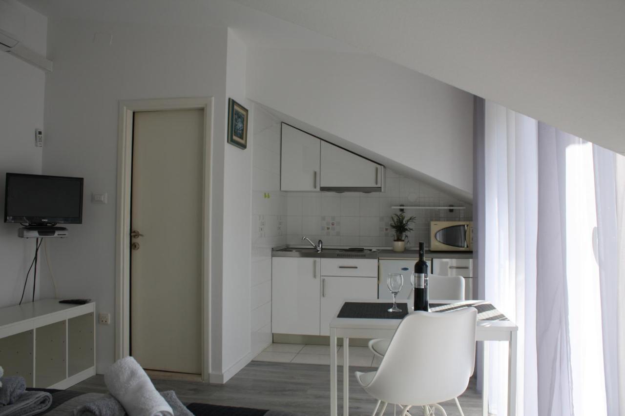 Apartments Petra ดูบรอฟนิก ภายนอก รูปภาพ