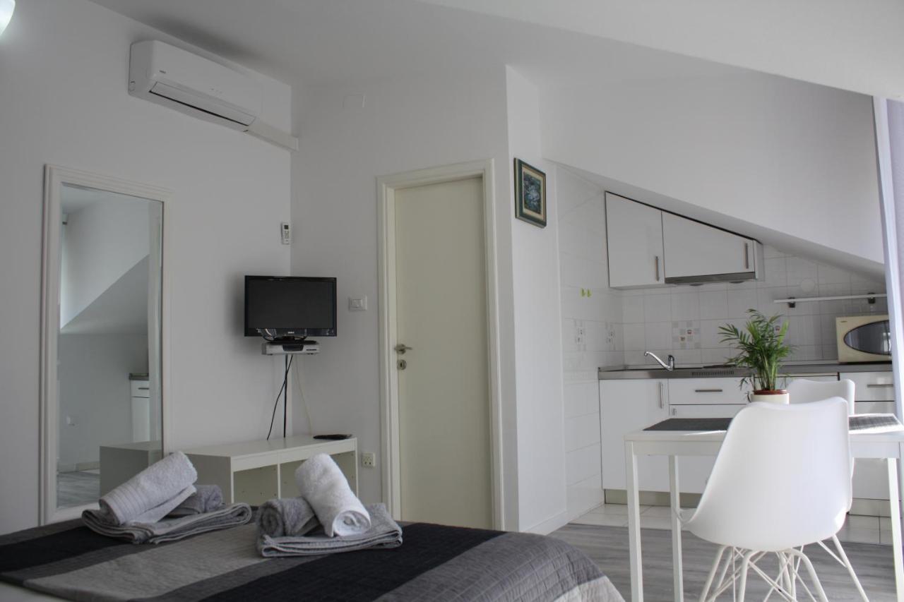 Apartments Petra ดูบรอฟนิก ภายนอก รูปภาพ