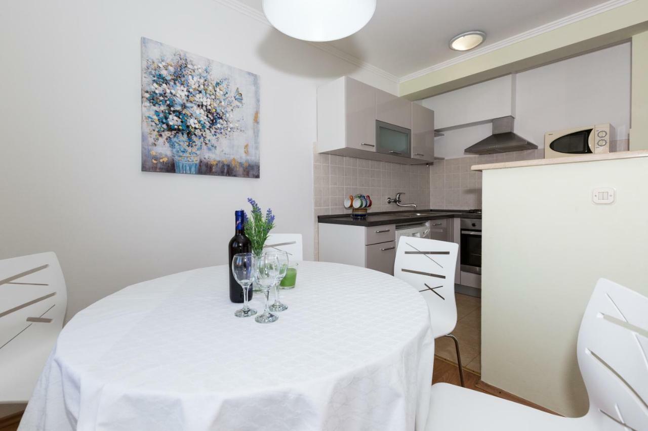 Apartments Petra ดูบรอฟนิก ภายนอก รูปภาพ